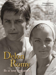 00F2015601984010-photo-delon-romy-un-livre-qui-retrace-l-histoire-de-romy-schneider-avec-alain-delon